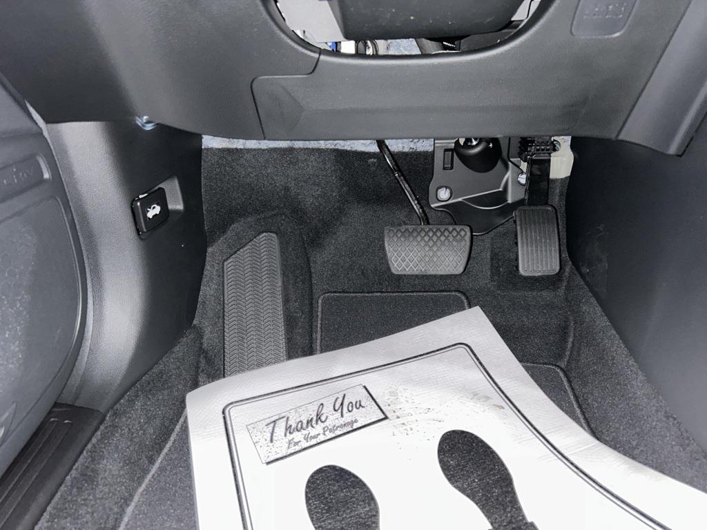 new 2026 Honda CR-V Hybrid car, priced at $40,659