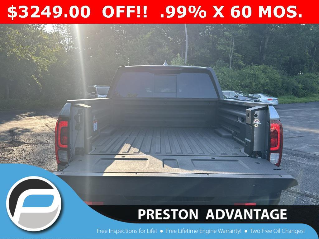 new 2025 Honda Ridgeline car, priced at $45,481