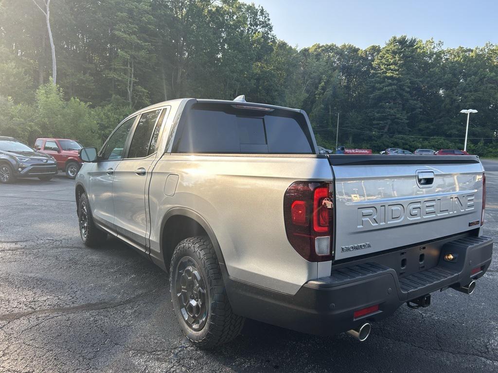 new 2025 Honda Ridgeline car, priced at $45,481