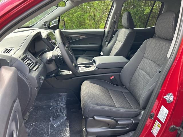 new 2025 Honda Ridgeline car, priced at $40,159