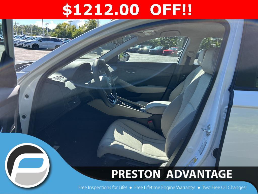 new 2025 Honda Accord car, priced at $28,688