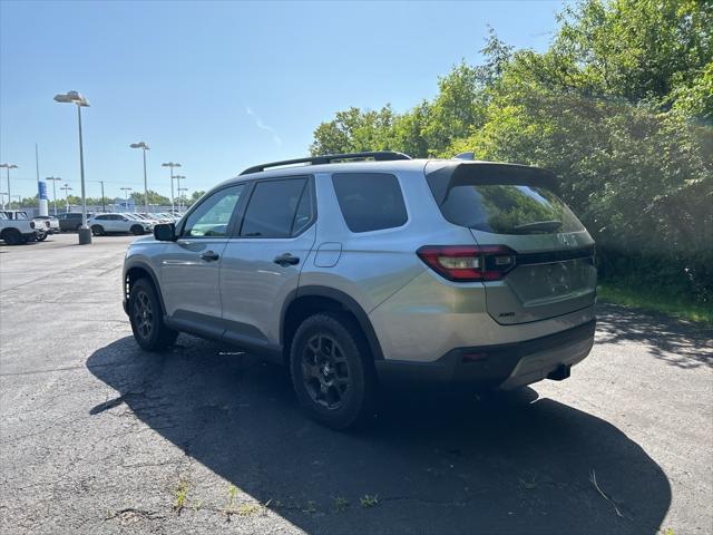new 2025 Honda Pilot car