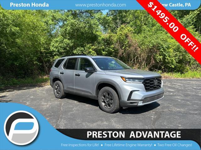new 2025 Honda Pilot car, priced at $49,300