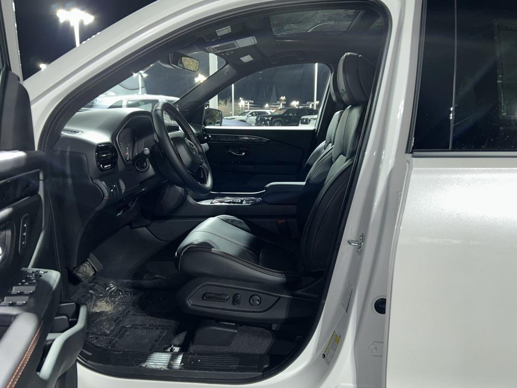 new 2026 Honda Passport car, priced at $50,336