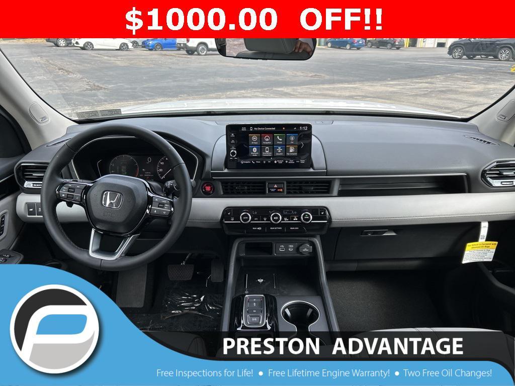 new 2025 Honda Pilot car, priced at $50,505