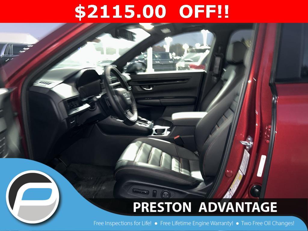 new 2026 Honda CR-V Hybrid car, priced at $40,015