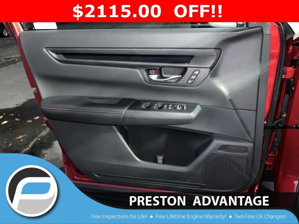 new 2026 Honda CR-V Hybrid car, priced at $40,015