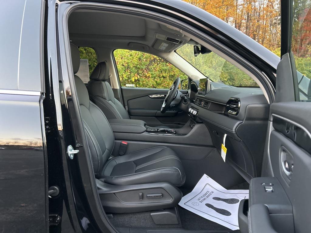 new 2025 Honda Pilot car