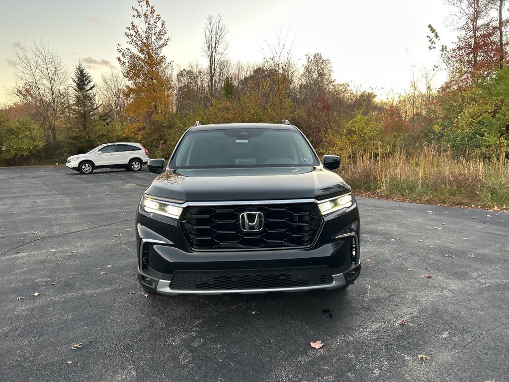 new 2025 Honda Pilot car