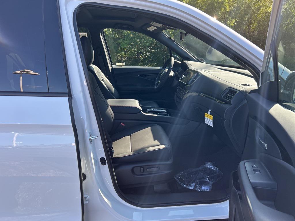 new 2025 Honda Ridgeline car, priced at $45,024