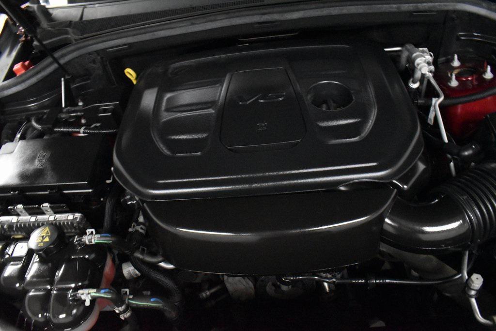 used 2021 Jeep Grand Cherokee car, priced at $21,139