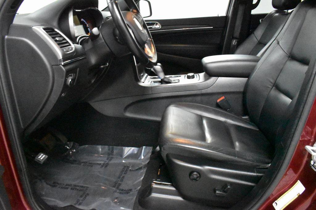 used 2021 Jeep Grand Cherokee car, priced at $21,139