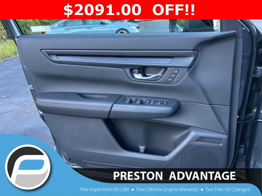 new 2026 Honda CR-V Hybrid car, priced at $39,584