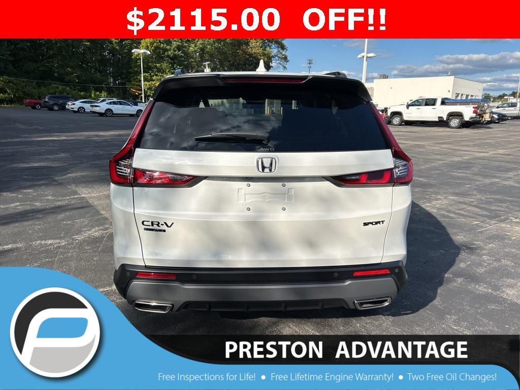 new 2026 Honda CR-V Hybrid car, priced at $40,015