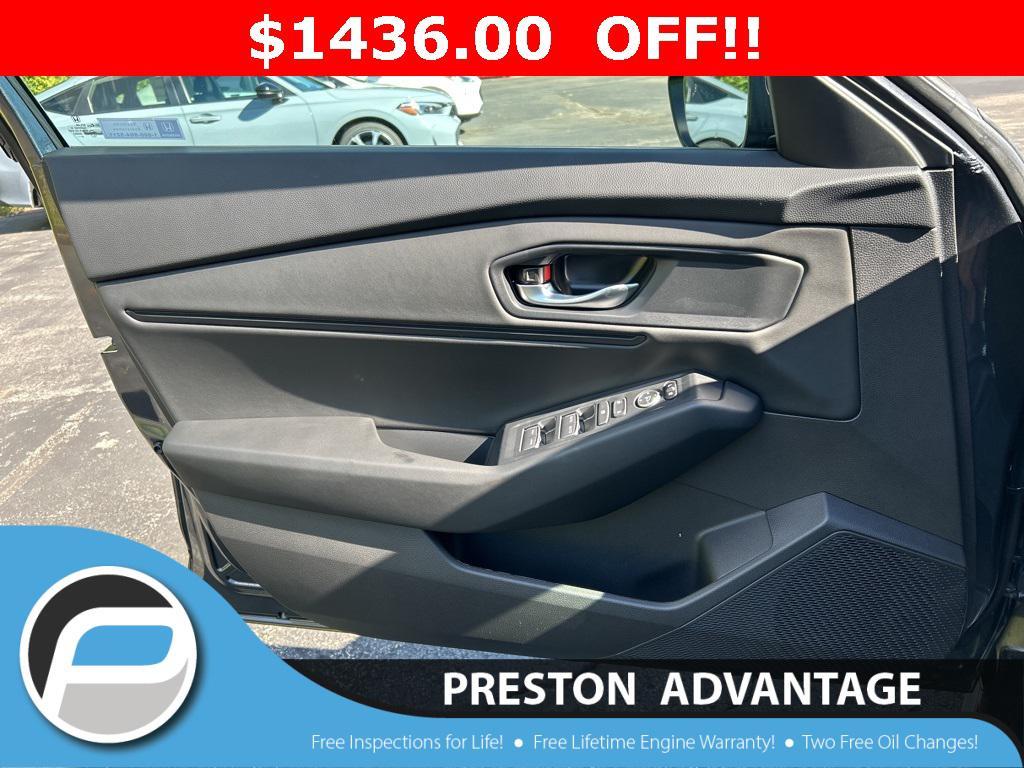 new 2025 Honda Accord car, priced at $30,274