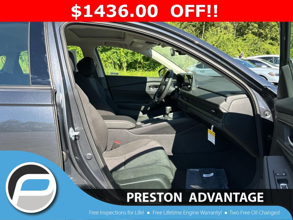 new 2025 Honda Accord car, priced at $30,274