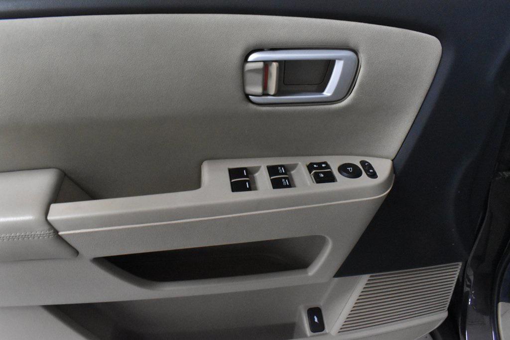 used 2013 Honda Pilot car, priced at $11,420