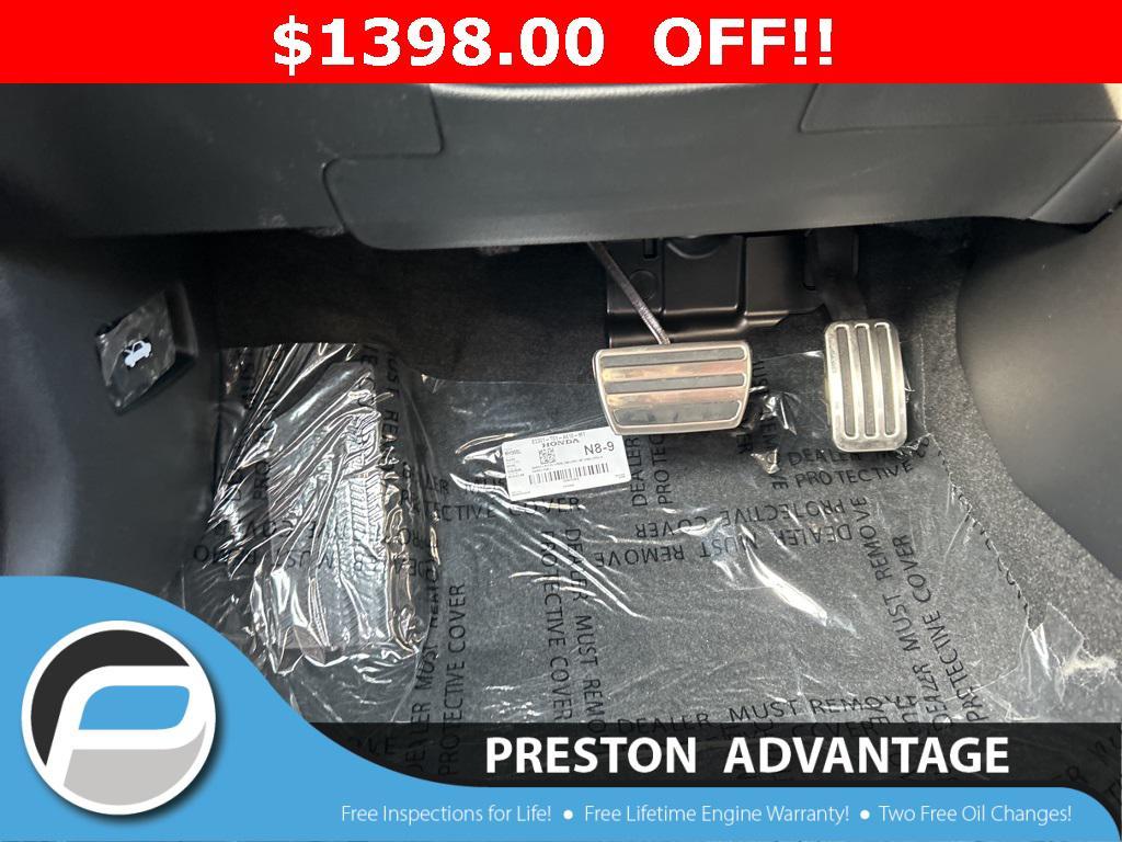 new 2026 Honda Civic Hybrid car, priced at $29,547