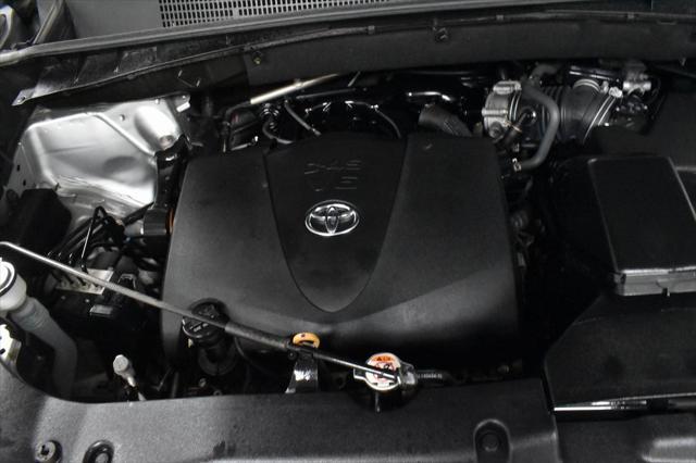 used 2019 Toyota Highlander car, priced at $28,700
