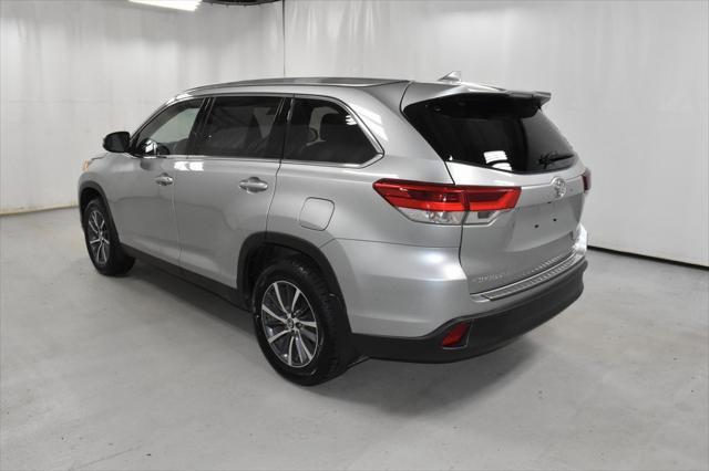 used 2019 Toyota Highlander car, priced at $28,700