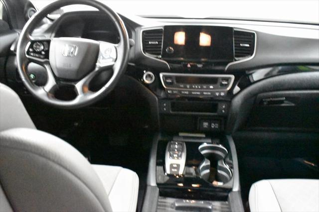 used 2022 Honda Passport car, priced at $32,598