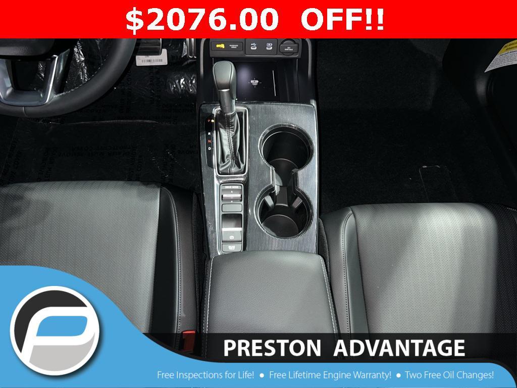 new 2026 Honda Civic Hybrid car, priced at $32,614