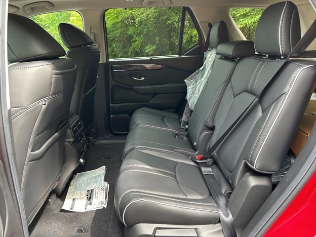 new 2025 Honda Pilot car, priced at $53,690
