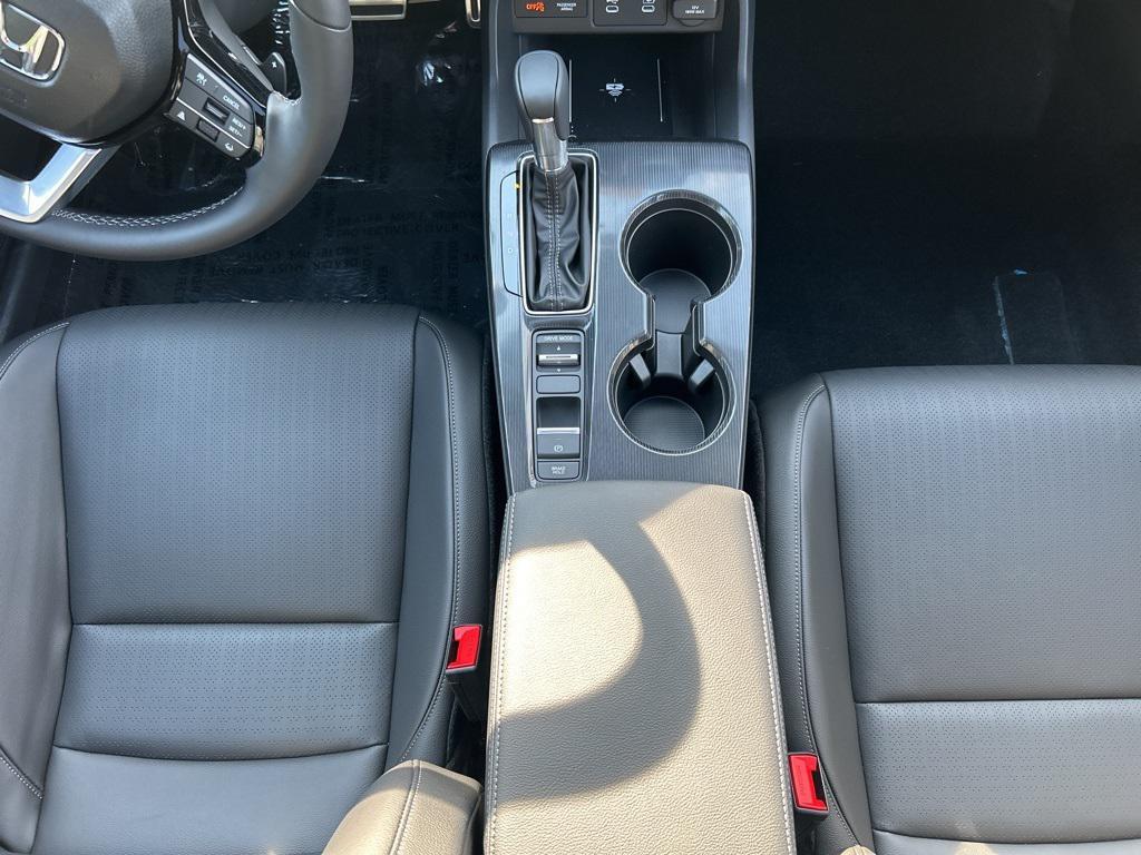 new 2025 Honda Civic Hybrid car, priced at $32,679