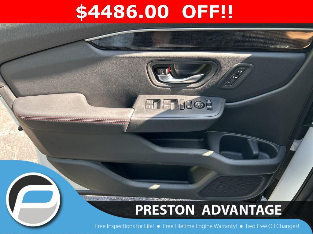 new 2025 Honda Pilot car, priced at $51,999