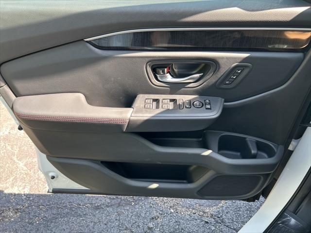 new 2025 Honda Pilot car, priced at $54,990