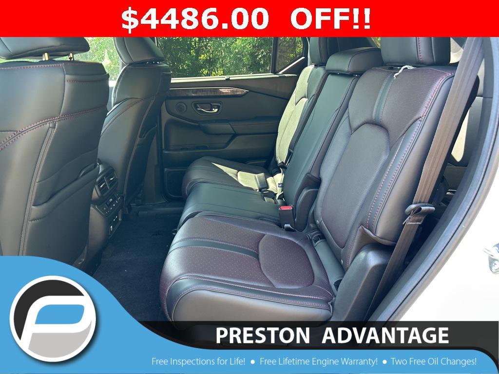 new 2025 Honda Pilot car, priced at $51,999