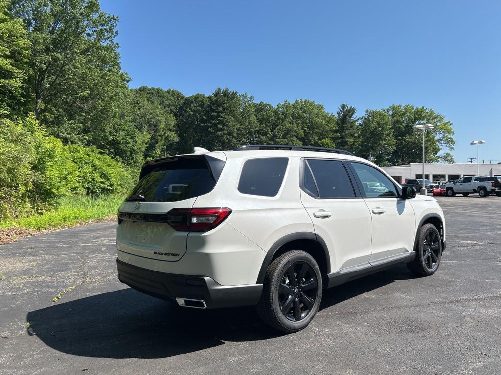 new 2025 Honda Pilot car, priced at $51,999