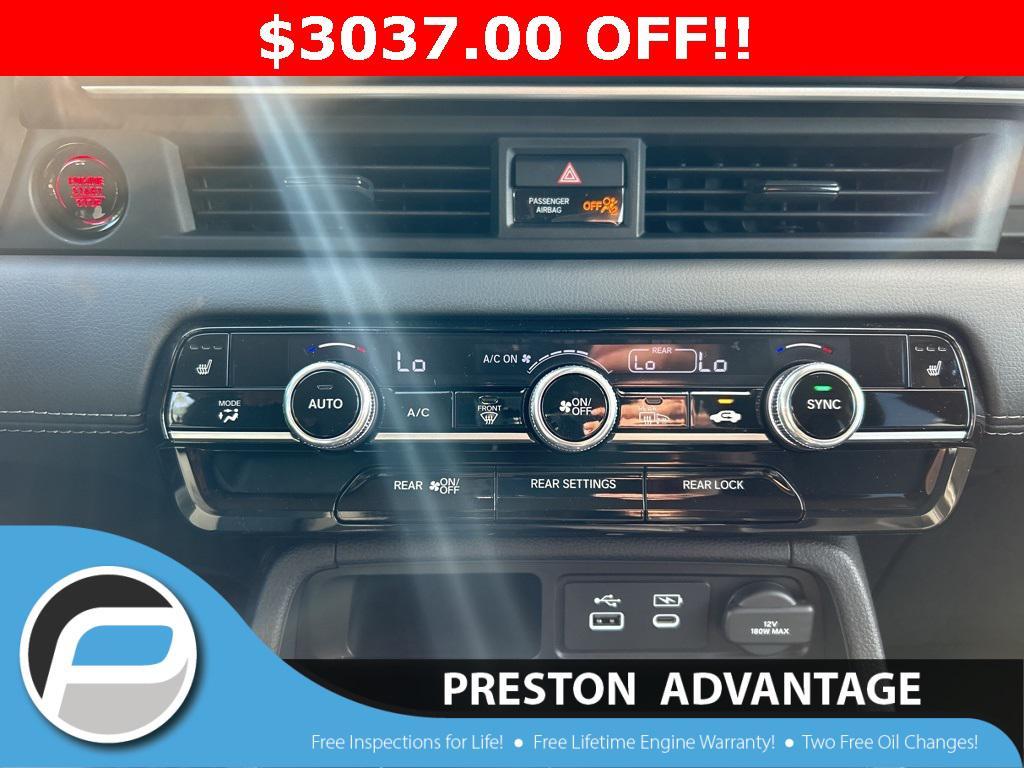 new 2025 Honda Pilot car, priced at $45,198