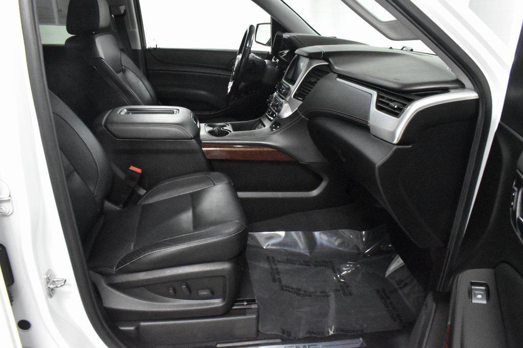 used 2020 GMC Yukon XL car, priced at $35,921