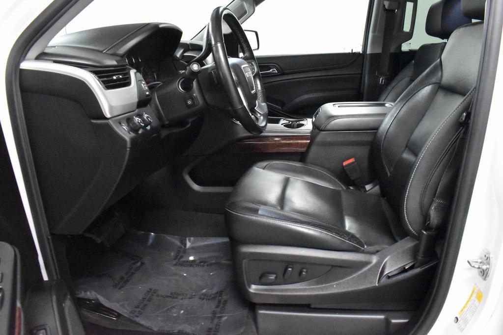 used 2020 GMC Yukon XL car, priced at $35,921