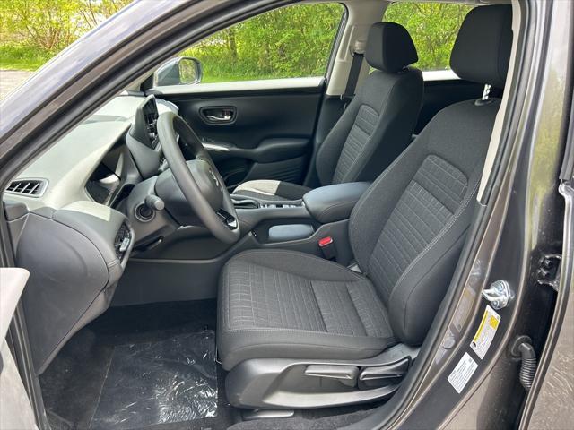 new 2025 Honda HR-V car, priced at $27,166