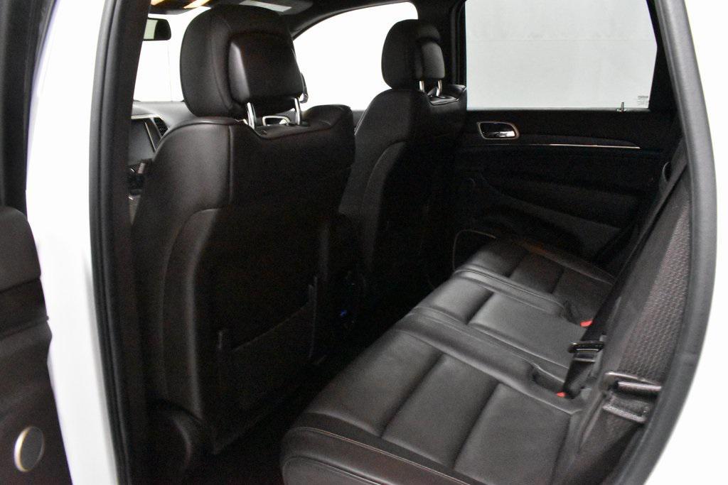 used 2015 Jeep Grand Cherokee car, priced at $17,998