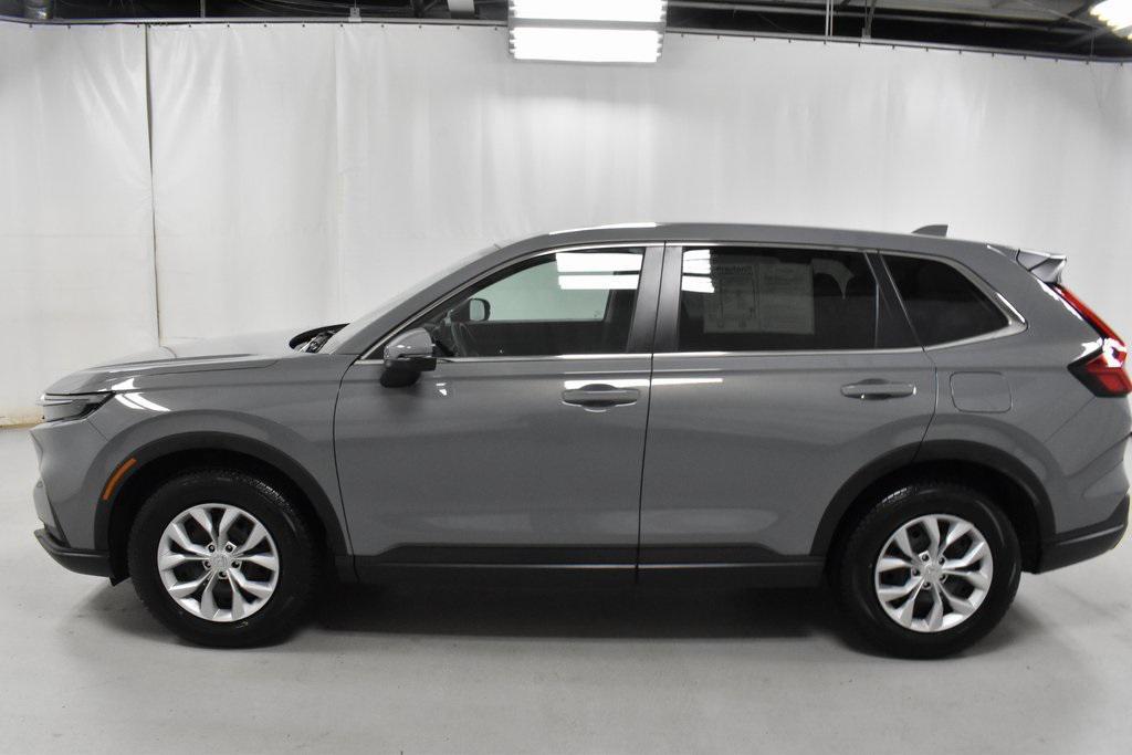 used 2025 Honda CR-V car, priced at $27,700