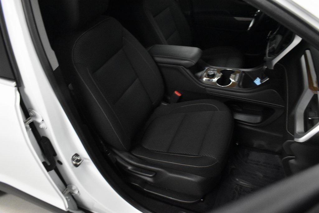 used 2022 GMC Acadia car, priced at $25,402