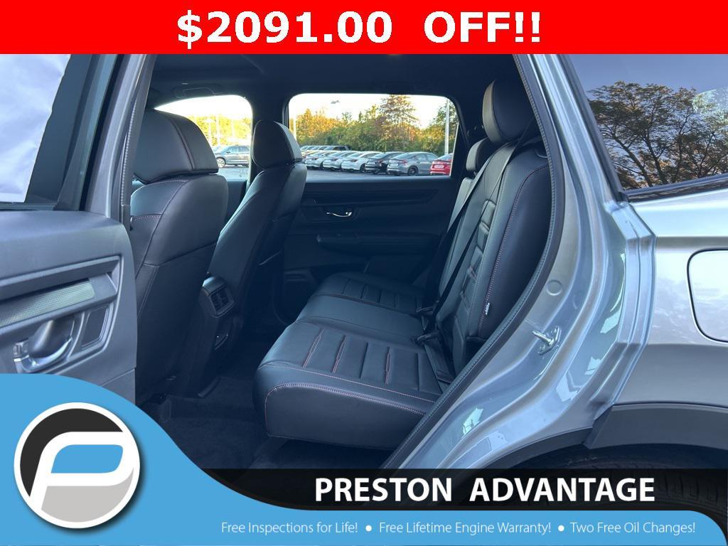 new 2026 Honda CR-V Hybrid car, priced at $39,584