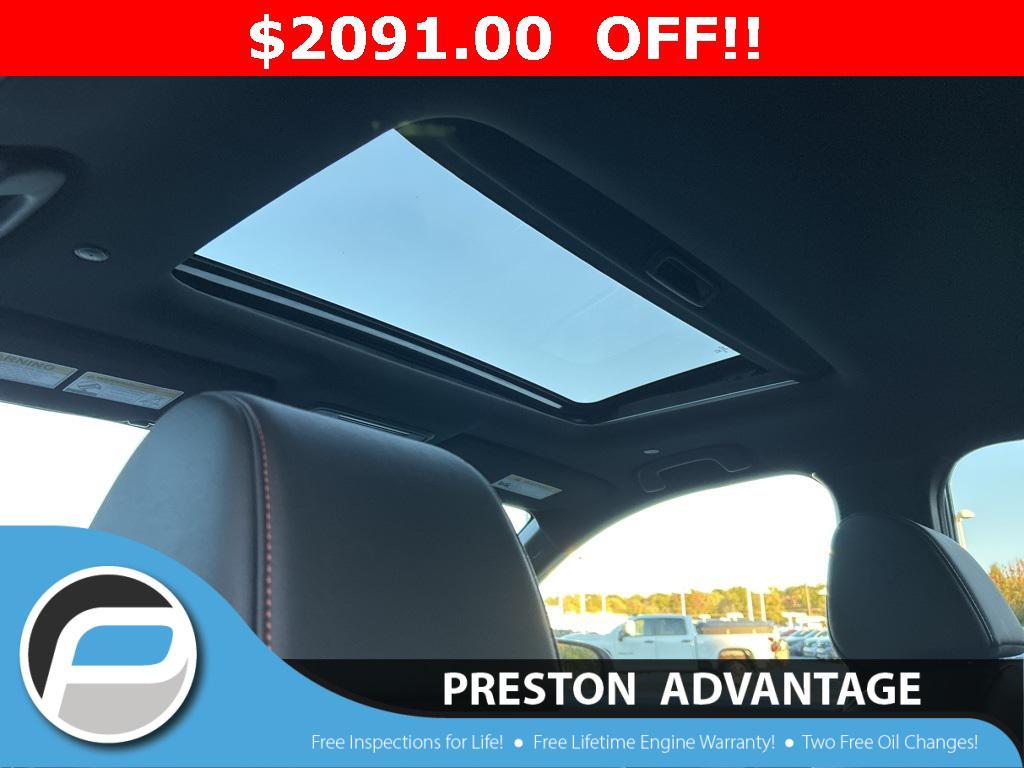 new 2026 Honda CR-V Hybrid car, priced at $39,584