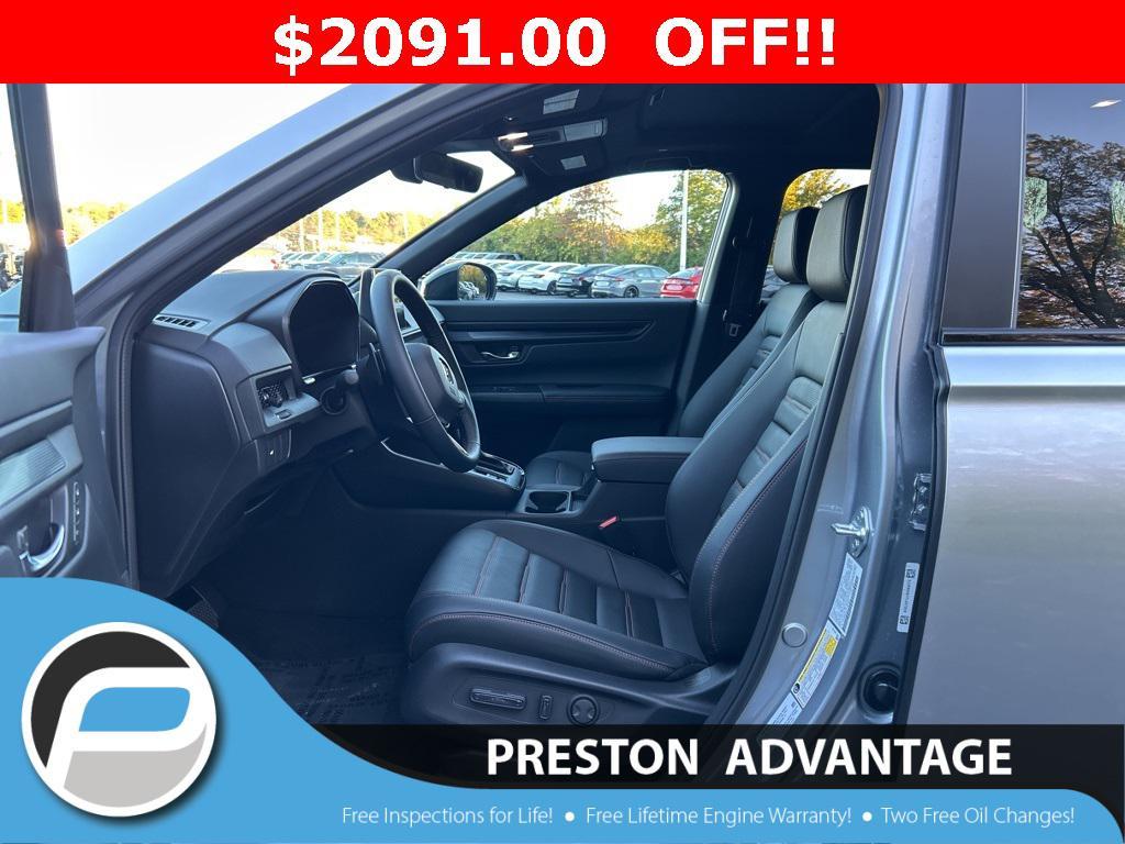 new 2026 Honda CR-V Hybrid car, priced at $39,584