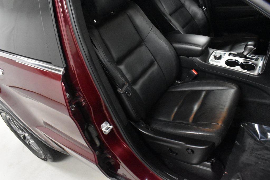 used 2018 Jeep Grand Cherokee car, priced at $17,174