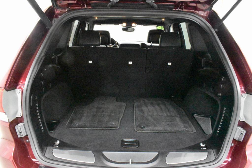 used 2018 Jeep Grand Cherokee car, priced at $17,174