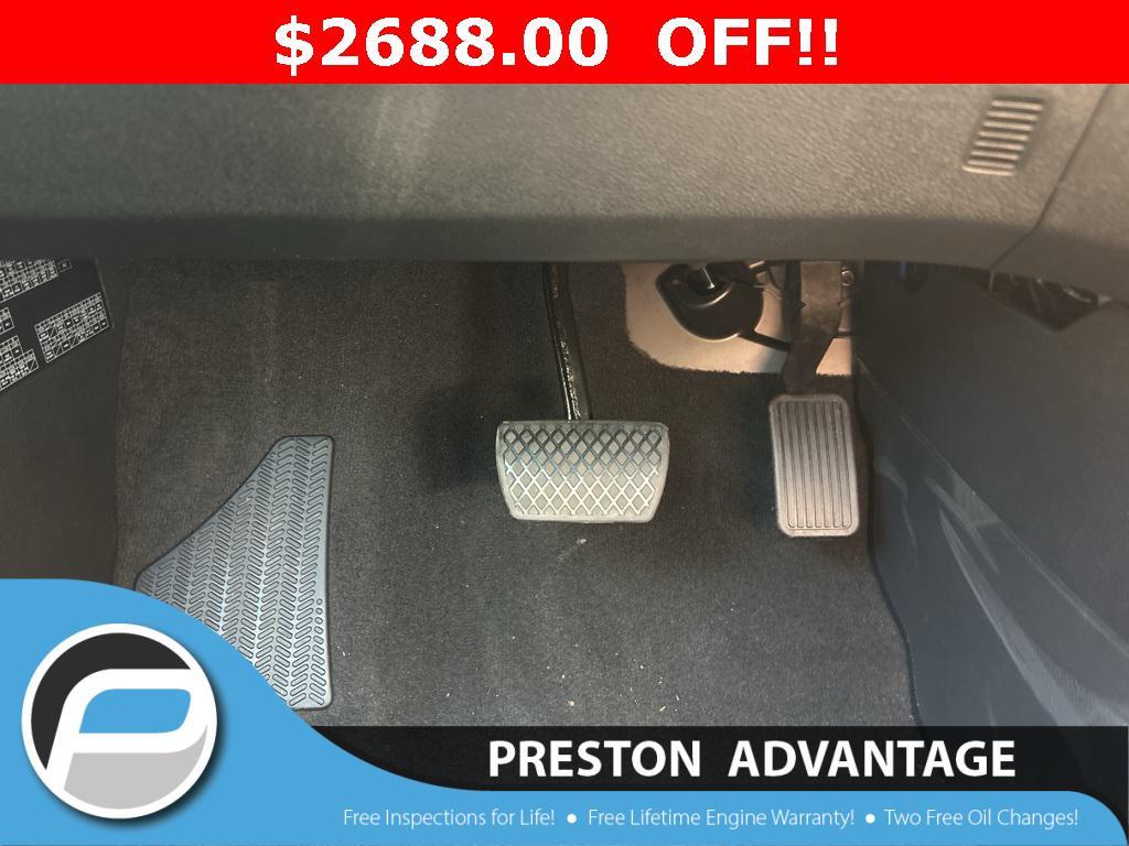new 2025 Honda Odyssey car, priced at $42,132