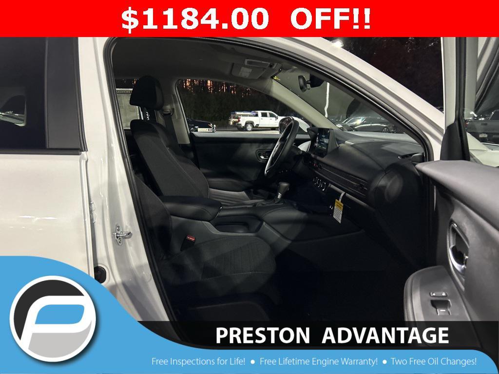 new 2026 Honda HR-V car, priced at $28,421