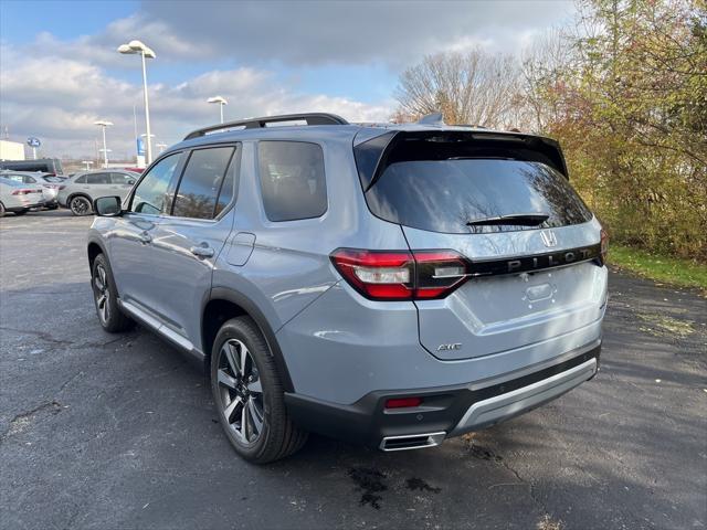 new 2025 Honda Pilot car, priced at $51,450