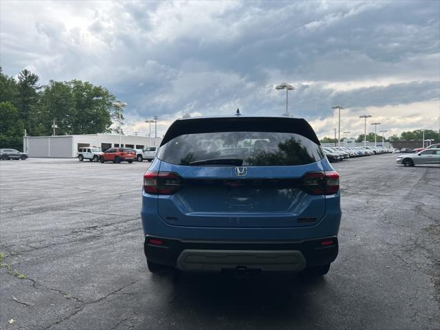 new 2025 Honda Pilot car, priced at $49,810
