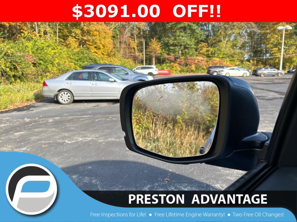 new 2025 Honda Pilot car, priced at $50,350