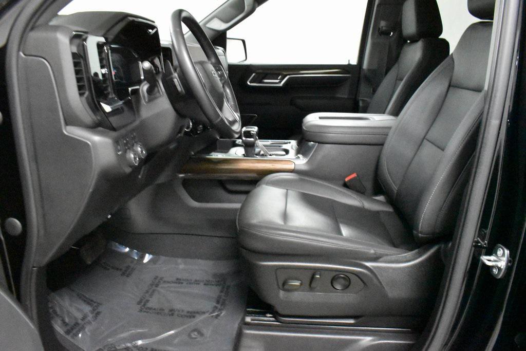 used 2022 Chevrolet Silverado 1500 car, priced at $50,995